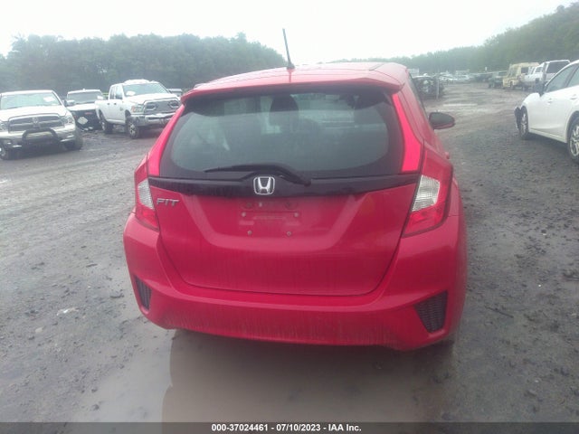 Honda FIT LX 2015 3HGGK5H57FM707190 Image 16