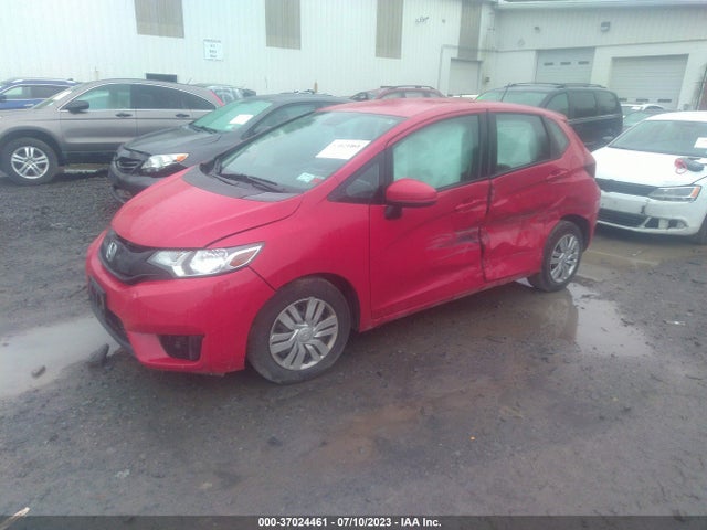 Honda FIT LX 2015 3HGGK5H57FM707190 Image 2