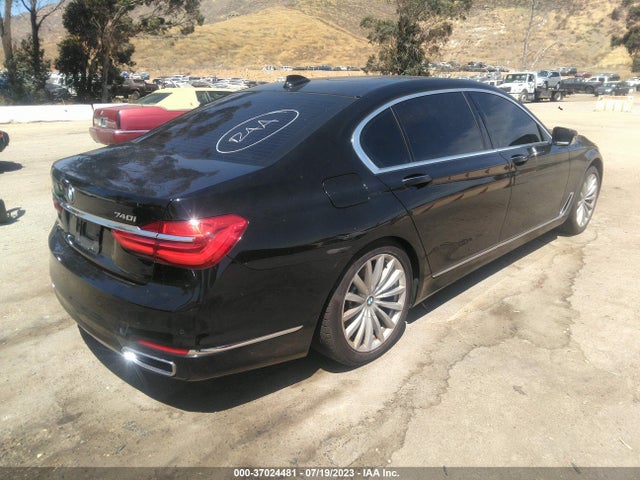 WBA7E2C51HG740143 BMW 7 Series 740i