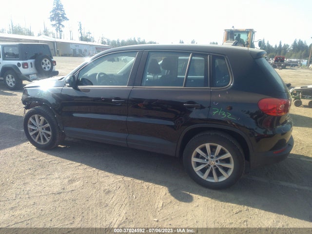 WVGBV7AX2JK000033 Volkswagen TIGUAN LIMITED