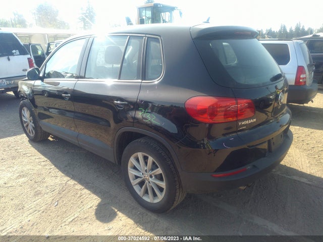 WVGBV7AX2JK000033 Volkswagen TIGUAN LIMITED