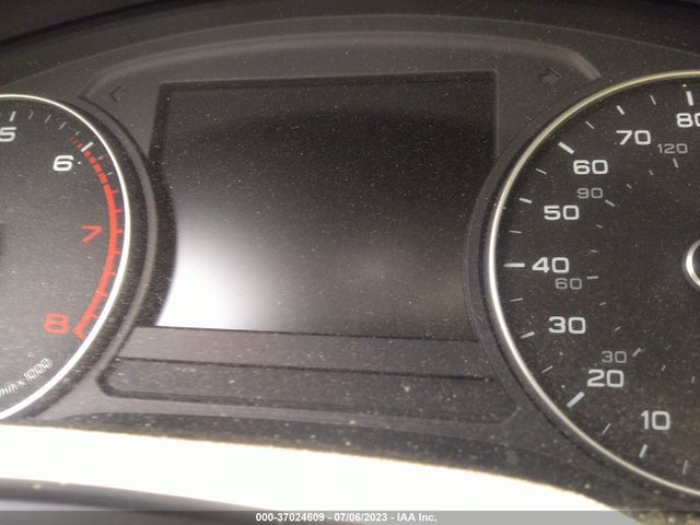 WAUGNAF48HN049927 Audi A4 PREMIUM