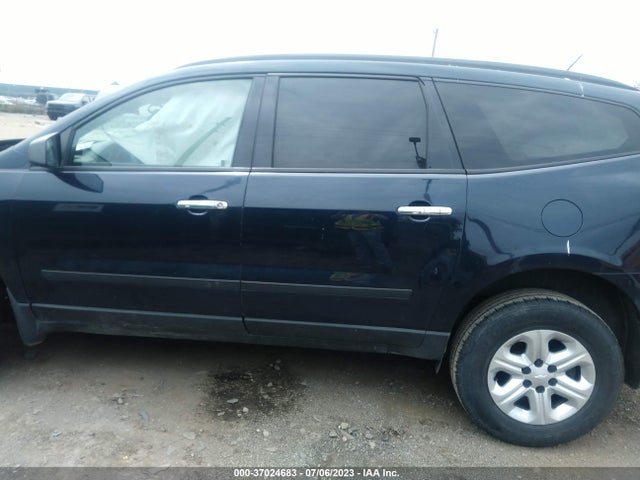 Chevrolet Traverse Ls 2015 1GNKVFKD1FJ135088 Image 13