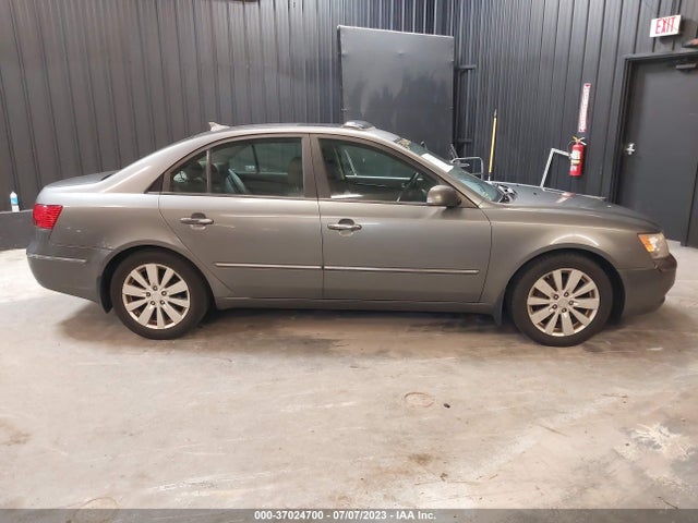 2009 HYUNDAI SONATA LIMITED VIN: 5NPEU46F29H560230