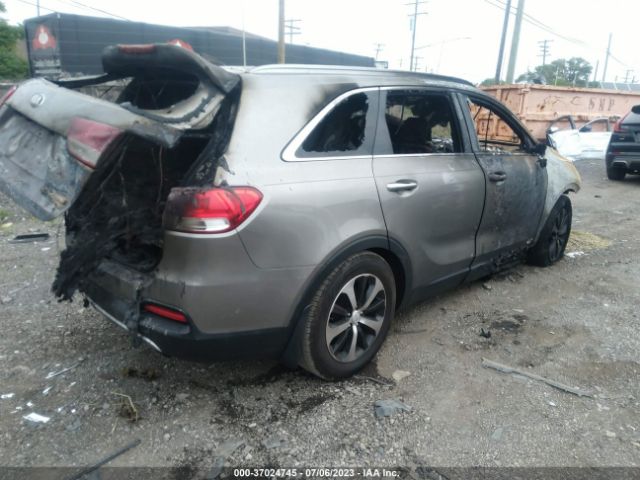 5XYPHDA13GG032502 KIA SORENTO EX