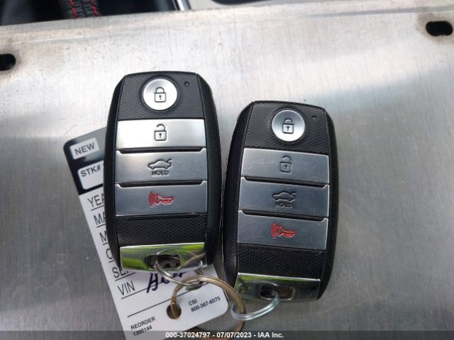 5XXGW4L28GG013878 KIA Optima Sx Turbo