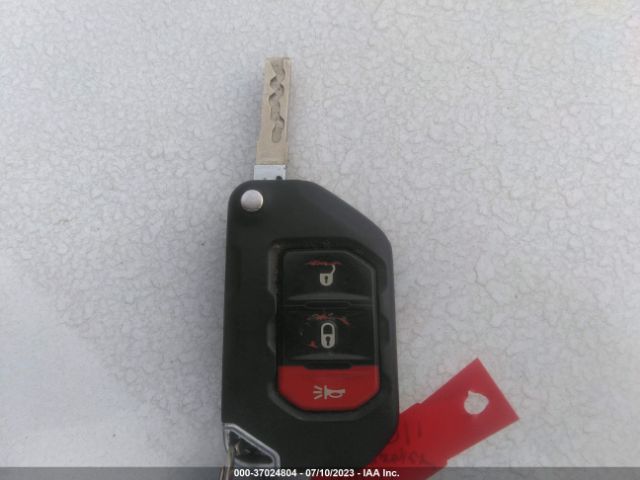 1C4HJXDG0JW159096 Jeep Wrangler Unlimited Sport S