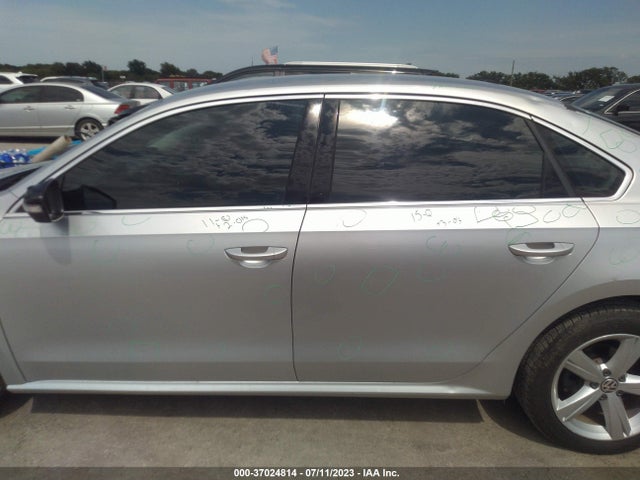 1VWAT7A31FC085139 Volkswagen Passat 1.8t Limited Edition