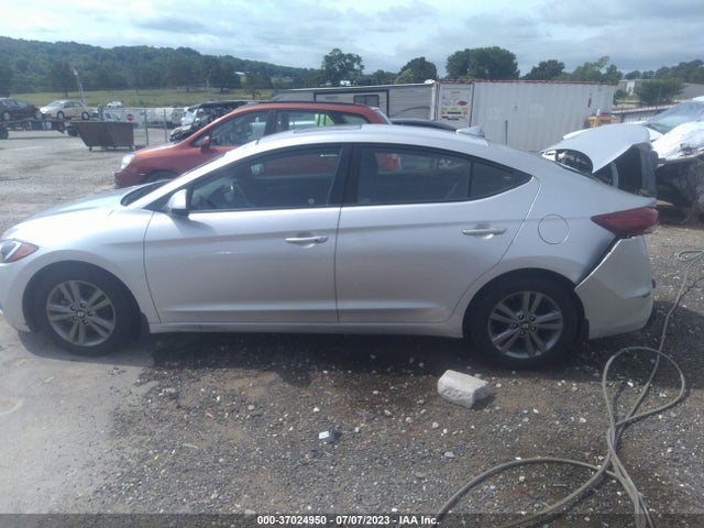 Hyundai Elantra Value Edition 2017 5NPD84LF8HH163575 Image 6