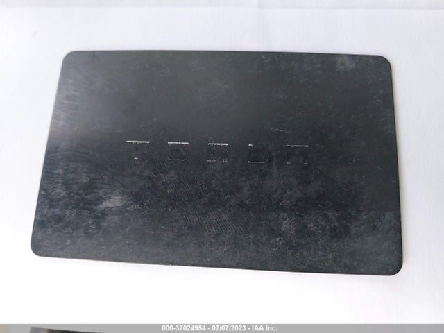 Tesla Model 3 Performance 2023 5YJ3E1EC9PF564569 Image 3