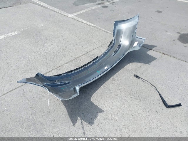Tesla Model 3 Performance 2023 5YJ3E1EC9PF564569 Image 4