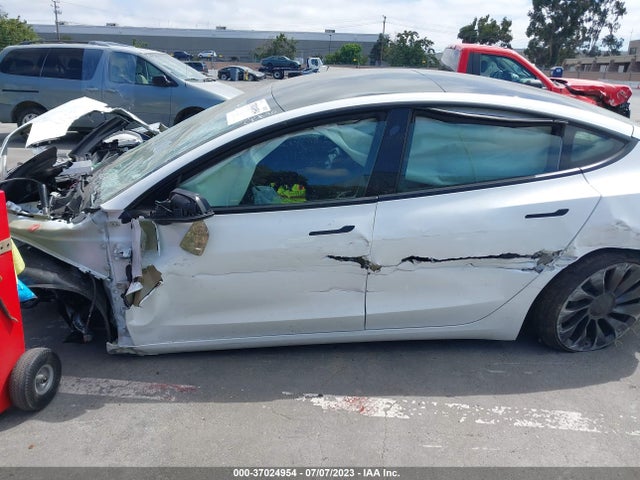 Tesla Model 3 Performance 2023 5YJ3E1EC9PF564569 Image 13