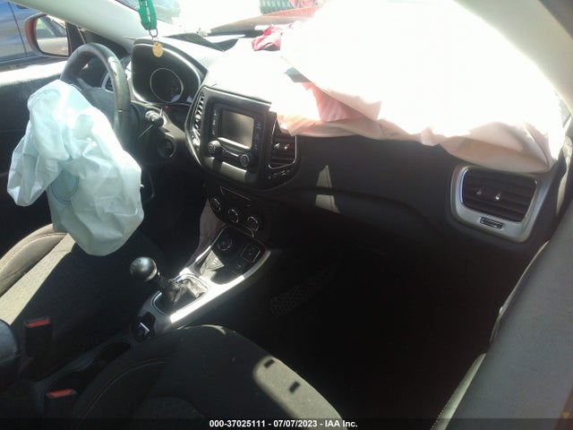 3C4NJDAB0HT641688 Jeep Compass Sport