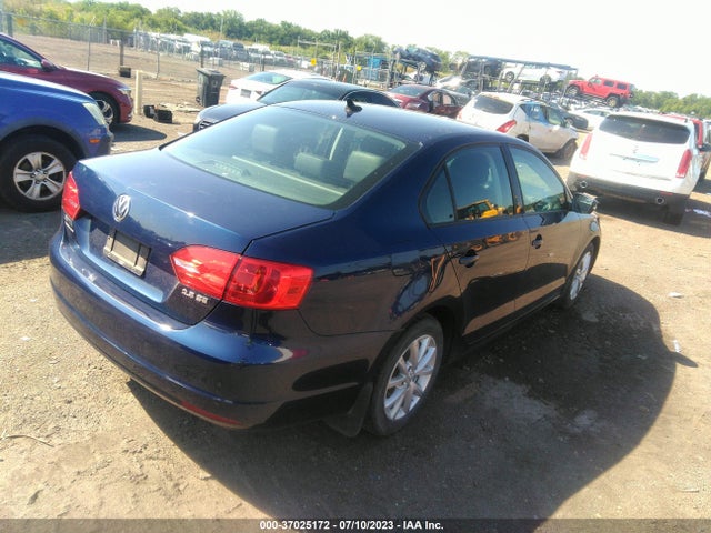 2012 VOLKSWAGEN JETTA SEDAN SE W/CONVENIENCE PZEV VIN: 3VWDP7AJ2CM012470