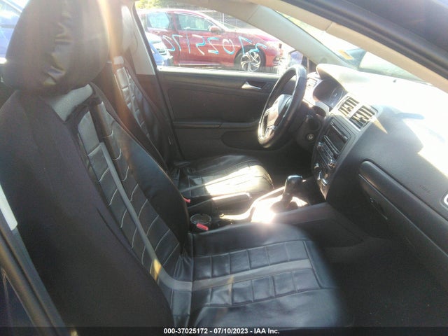 2012 VOLKSWAGEN JETTA SEDAN SE W/CONVENIENCE PZEV VIN: 3VWDP7AJ2CM012470
