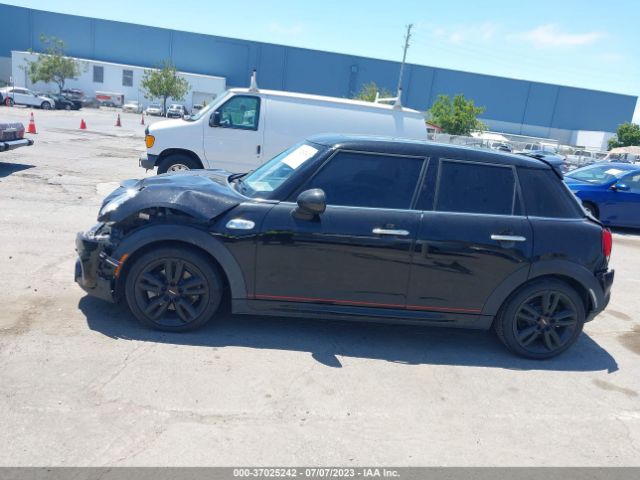 WMWXU3C50J2F51112 Mini Hardtop 4 Door Cooper S