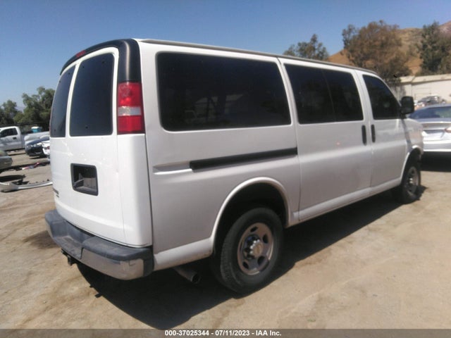 Chevrolet Express Passenger Lt 2016 1GAWGFFG7G1204997 Image 10