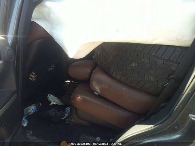 2018 Toyota Land Cruiser, VIN: JTMCY7AJ7J4066268