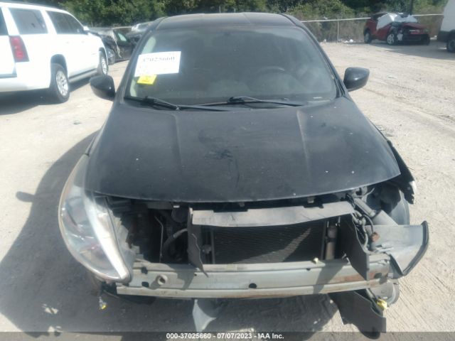 3N1CN7AP9FL811992 Nissan VERSA SV
