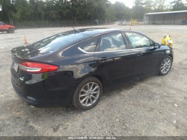 3FA6P0HD4HR372830 Ford FUSION SE