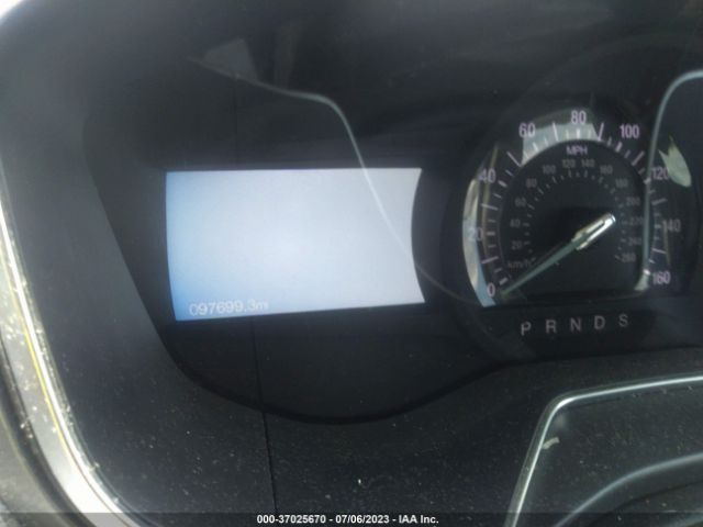 3FA6P0HD4HR372830 Ford FUSION SE