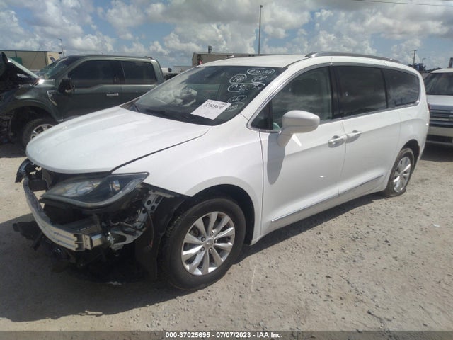 2C4RC1BG2KR730371 Chrysler Pacifica Touring L