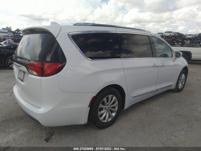 2C4RC1BG2KR730371 Chrysler Pacifica Touring L