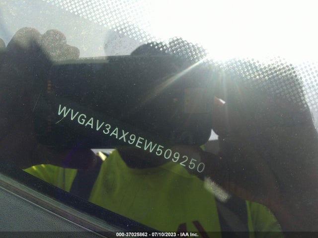 WVGAV3AX9EW509250 Volkswagen TIGUAN SE