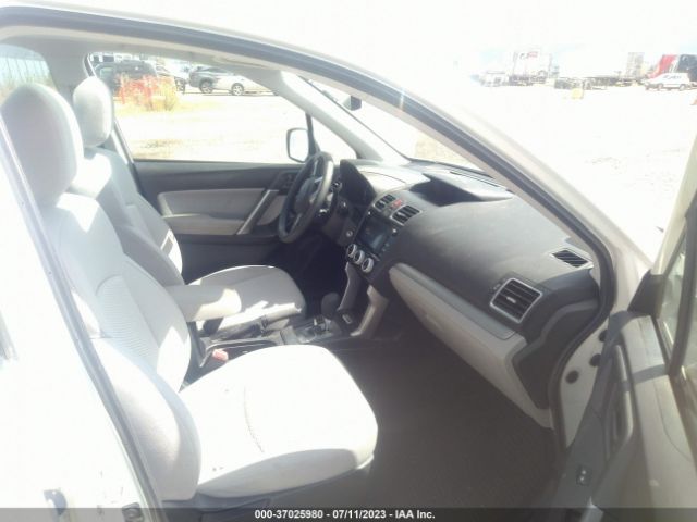 JF2SJAGC4JH618051 Subaru Forester Premium