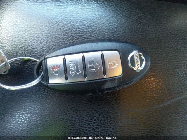 3N1AB7AP2HY208758 Nissan SENTRA SV