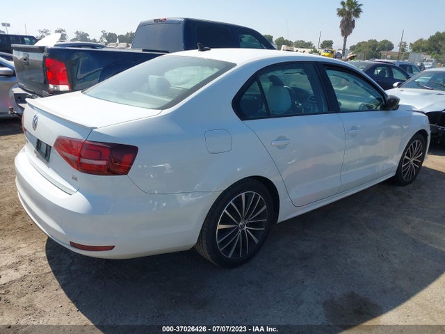 3VWD17AJ1HM392619 Volkswagen Jetta 1.8t Sport