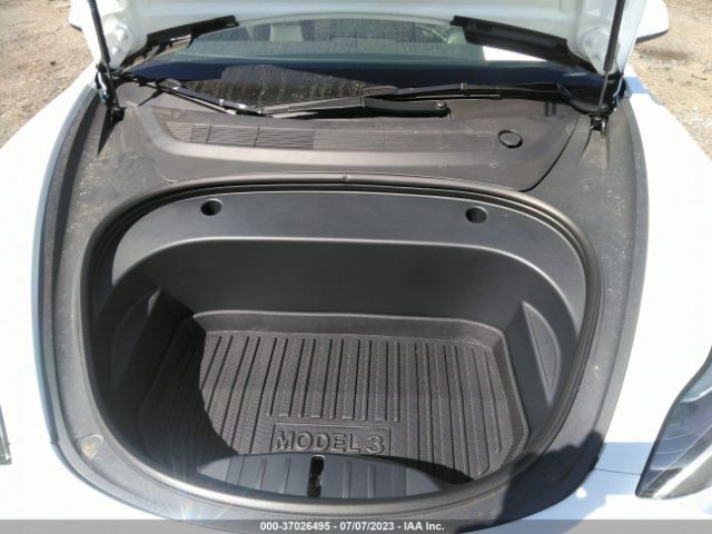 5YJ3E1EA7PF472522 Tesla MODEL 3