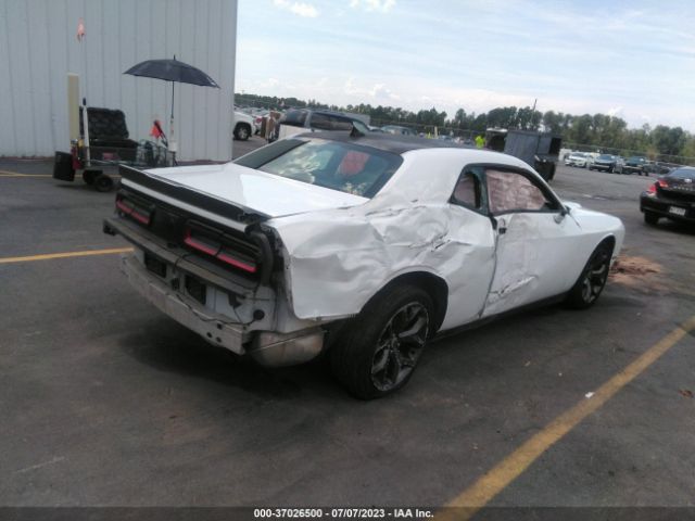 2C3CDZAG9JH228016 Dodge Challenger Sxt Plus