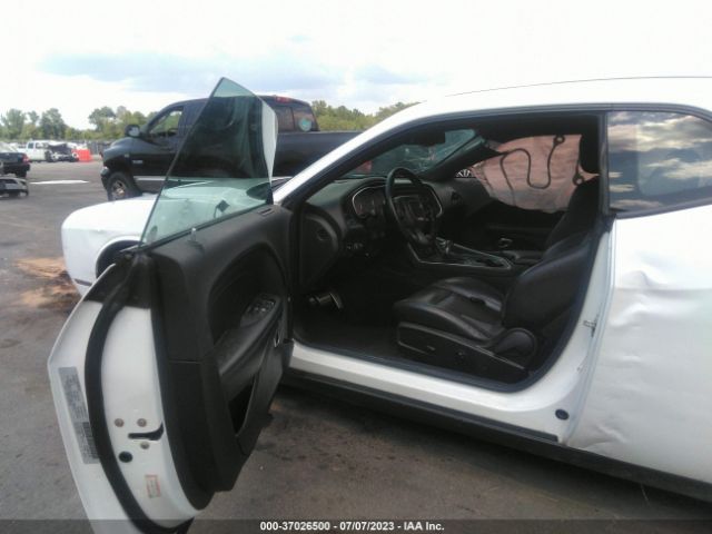 2C3CDZAG9JH228016 Dodge Challenger Sxt Plus
