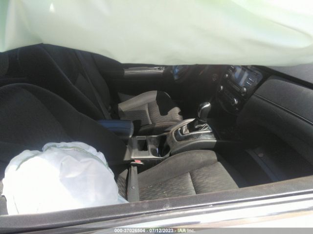 KNMAT2MV6HP587210 Nissan ROGUE S