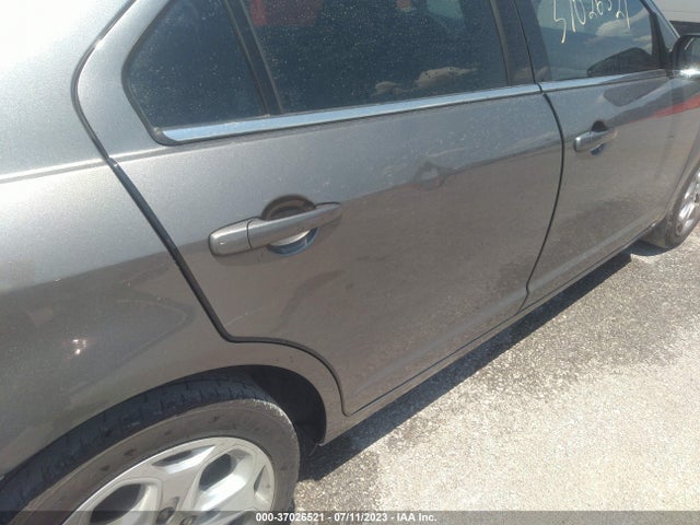 2010 FORD FUSION SE VIN: 3FAHP0HA8AR377128
