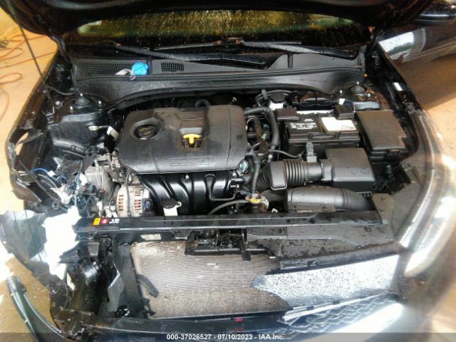 3KPF24AD8LE201282 KIA Forte Lxs