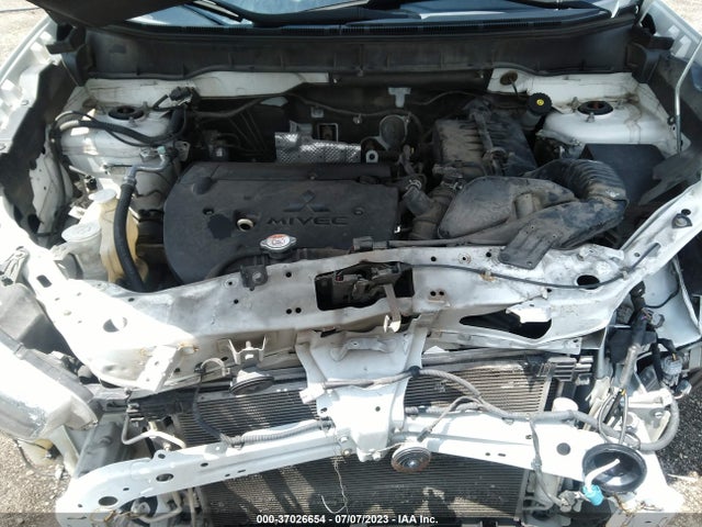 4A4AR4AUXEE009469 Mitsubishi Outlander Sport Se