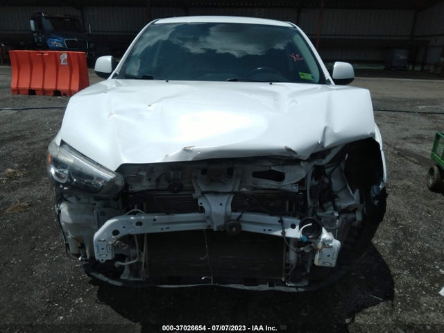 4A4AR4AUXEE009469 Mitsubishi Outlander Sport Se