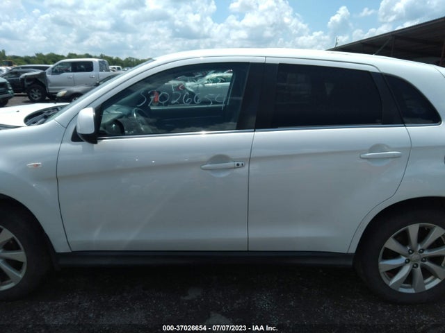 4A4AR4AUXEE009469 Mitsubishi Outlander Sport Se