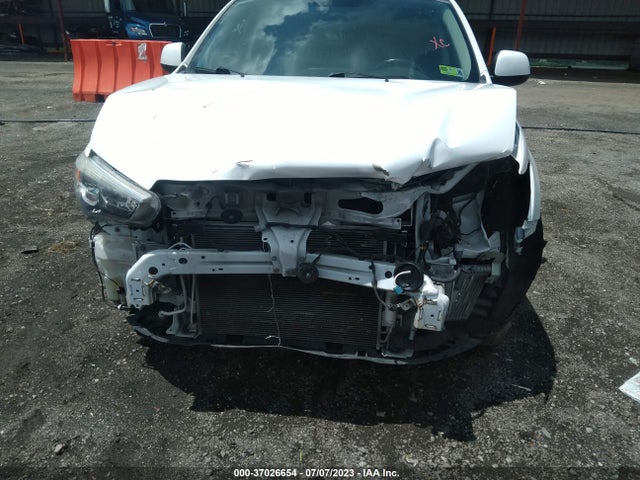 4A4AR4AUXEE009469 Mitsubishi Outlander Sport Se