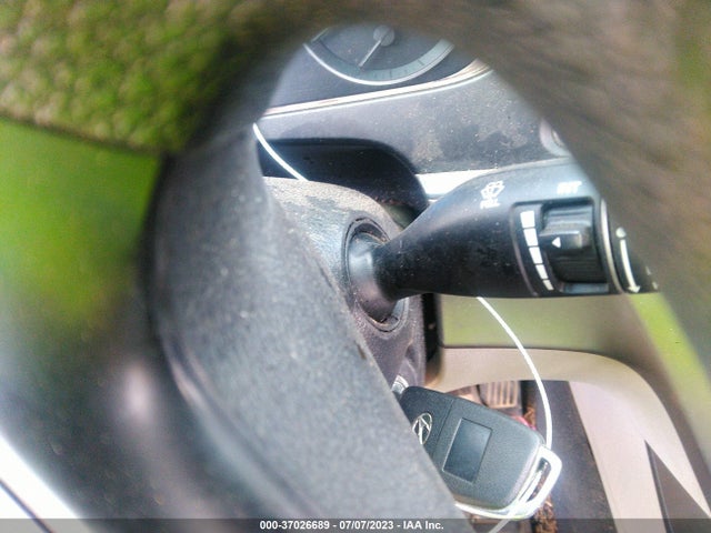 2016 HYUNDAI SONATA 2.4L SE VIN: 5NPE24AF3GH385044