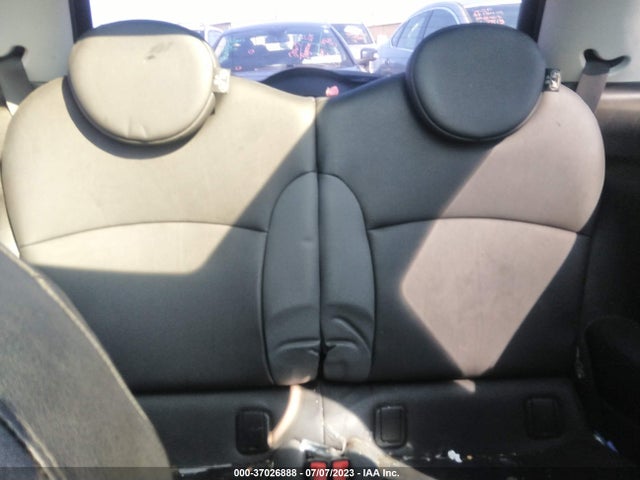 2010 MINI COOPER HARDTOP WMWMF7C54ATZ69149 Photo 7