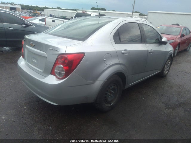 Chevrolet SONIC LS 2016 1G1JA5SH0G4153118 Image 5