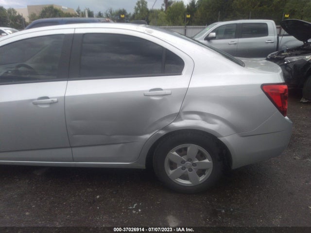 Chevrolet SONIC LS 2016 1G1JA5SH0G4153118 Image 7
