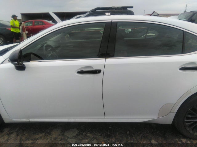2015 Lexus ES, VIN: JTHBK1GG0F2174951