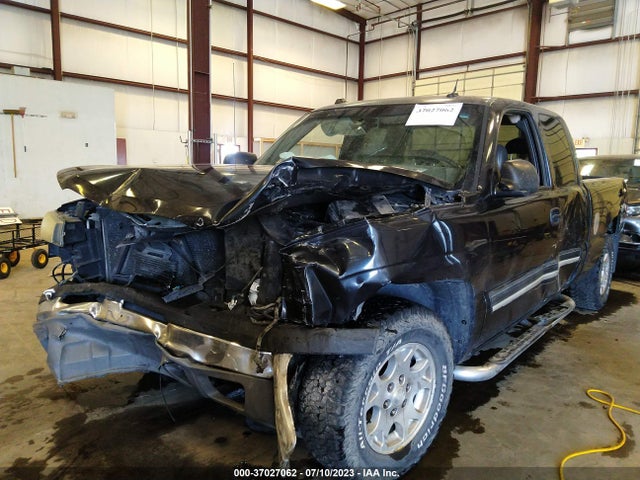 2005 CHEVROLET SILVERADO 1500 LT VIN: 1GCEK19B75E305144