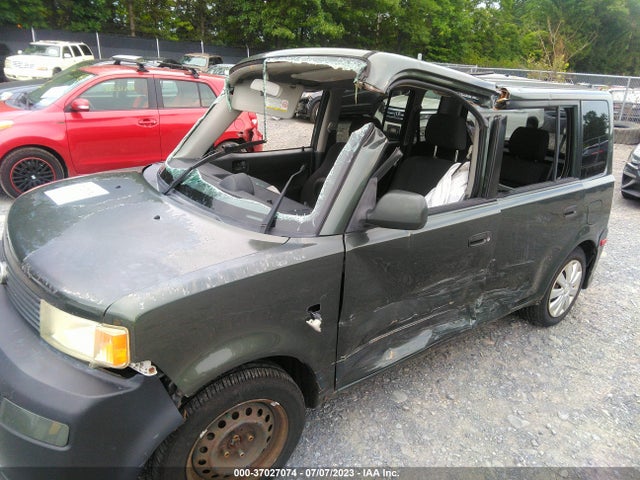 2005 SCION XB VIN: JTLKT324054012543