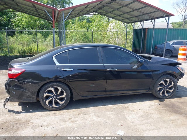 Honda ACCORD EXL 2017 1HGCR2F84HA112383 Image 12