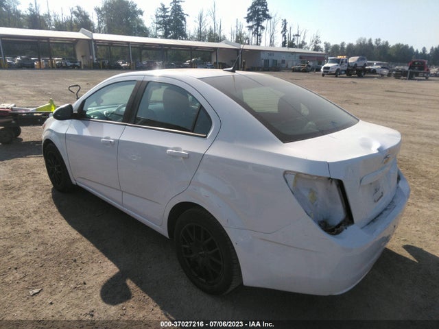 Chevrolet SONIC LS 2014 1G1JA5SH0E4181756 Image 4